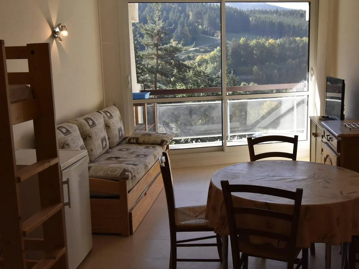 Studio Pour 4 A Villard-De-Lans, Expose Sud, Au Pied Des Pistes - Fr-1-689-70 Apartment